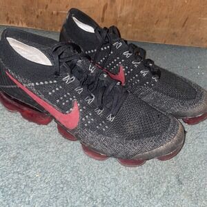 Nike Air Vapormax Flyknit Team Red Black BRED Mens Size 10 849558-013 RARE